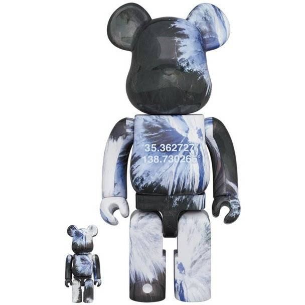 400% & 100% Bearbrick sæt - Fuji Overview (Benjamin Grant), 