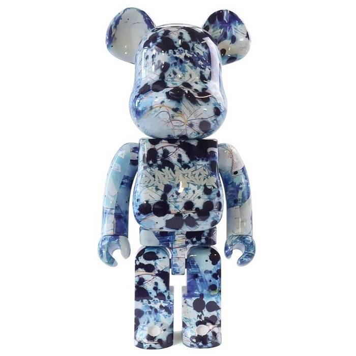 1000% Bearbrick - Lfyt x Stash (Blue & White), 