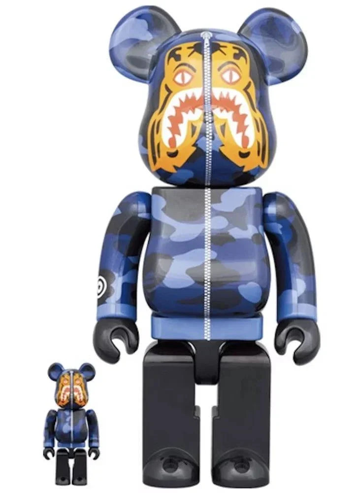 400% & 100% Bearbrick sæt - Camo Tiger by BAPE (Blue ver.)